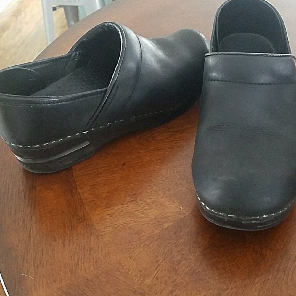 Dansko Clogs Black Matte Oiled Leather